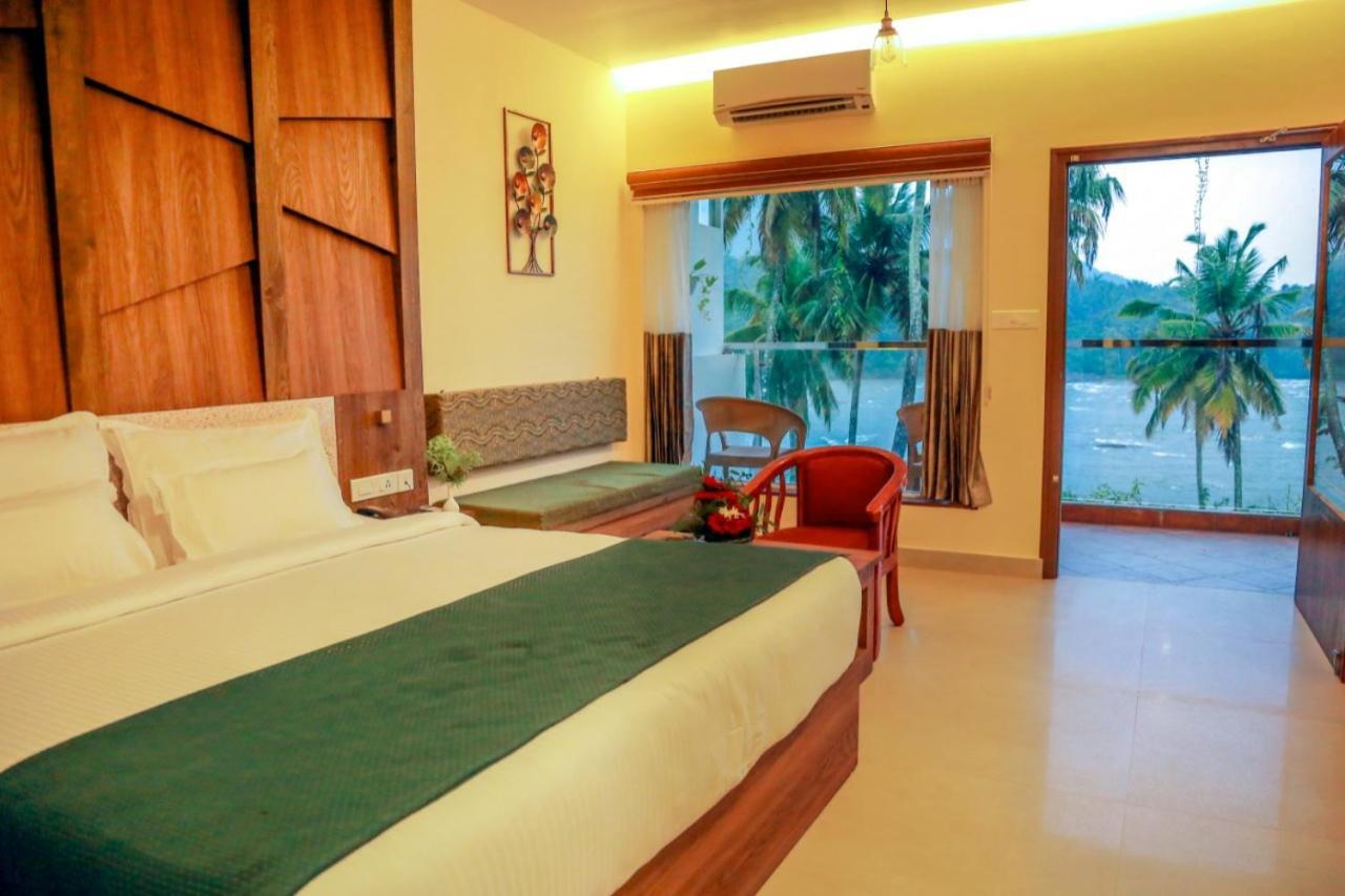 Athirappilly Polaris Resort Kizhake Chālakudi Buitenkant foto