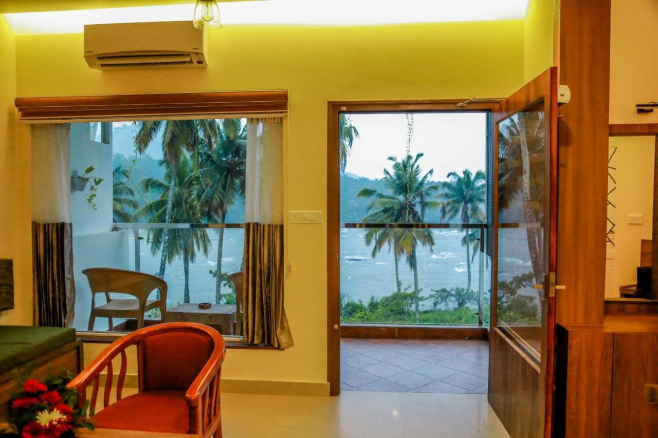 Athirappilly Polaris Resort Kizhake Chālakudi Buitenkant foto